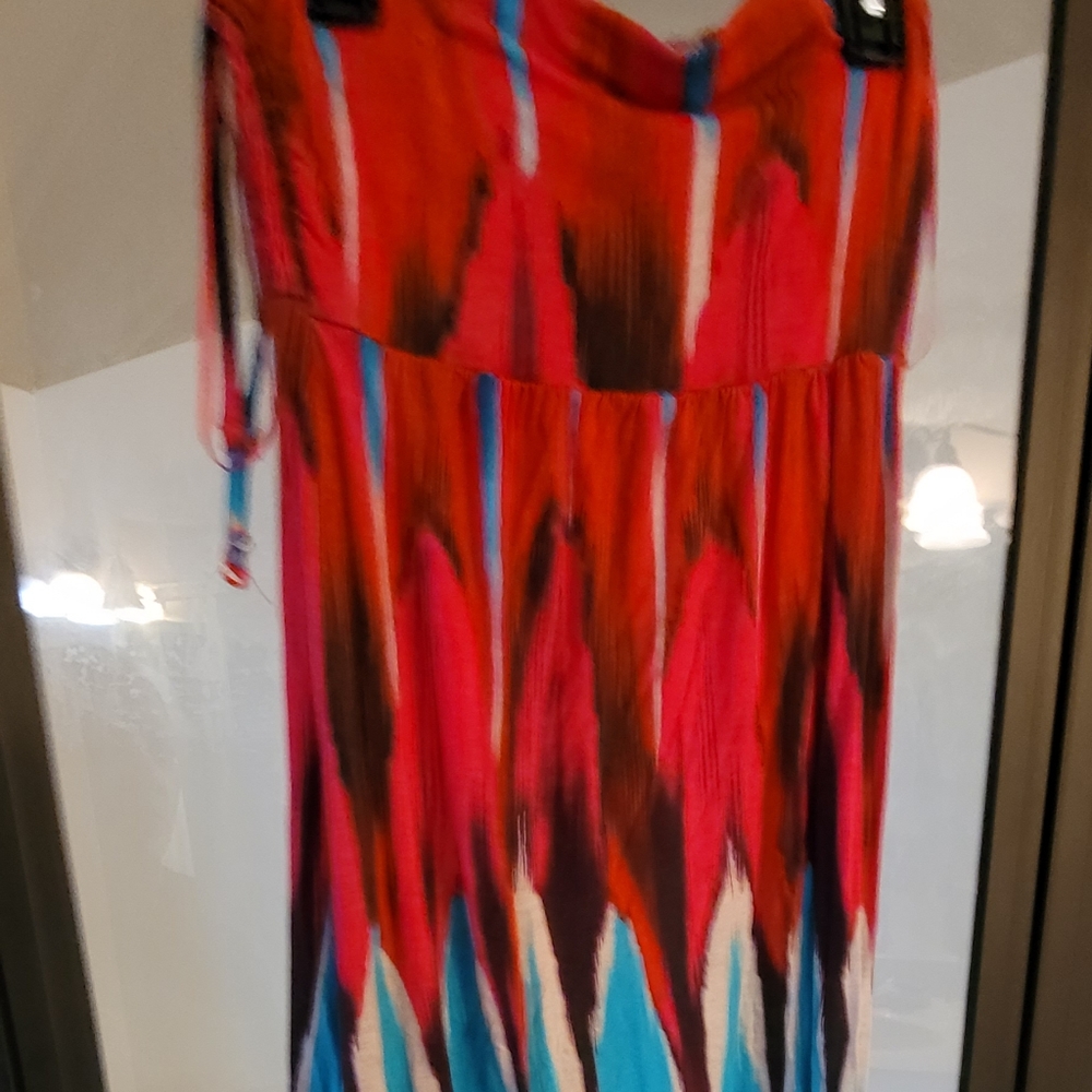 Dress - Picture 4 of 4